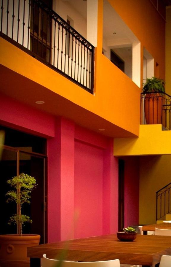 Viamonte House Boutique Hotel Leon Bagian luar foto